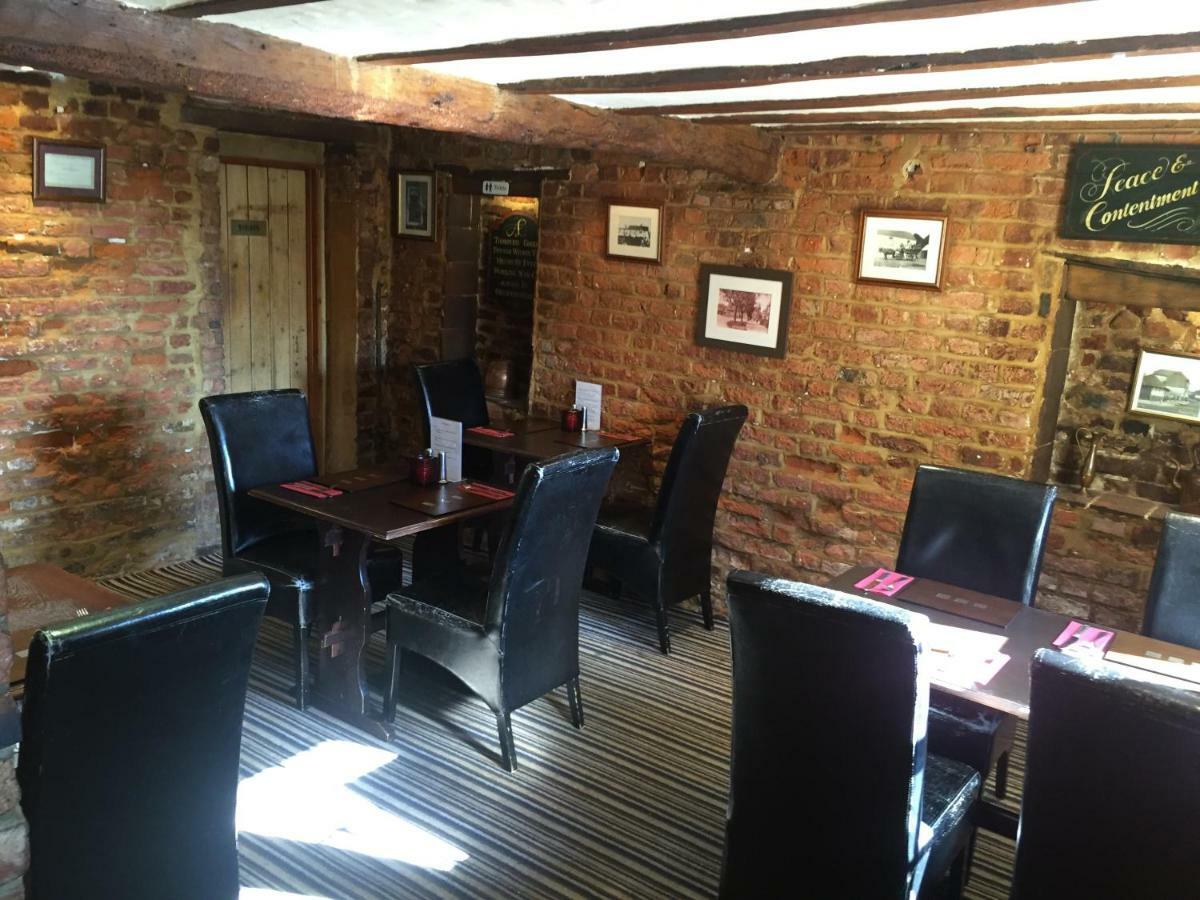 The St Crispin Inn Worth  Zewnętrze zdjęcie